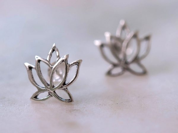 Oorbellen Earstud Lotus Flower 925 sterling zilver Laura Design
