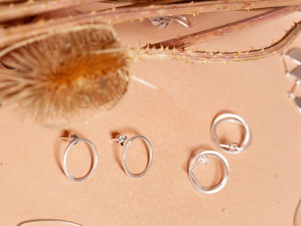 Oorbellen Earring Round Chic & Earring Zoë 925 sterling zilver mat Laura Design