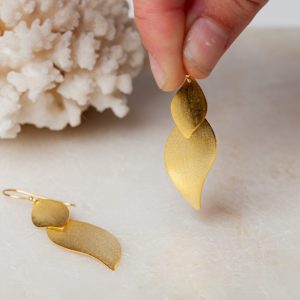 Oorbellen Earring Teardrops 925 sterling zilver en 18K goud mat Laura Design