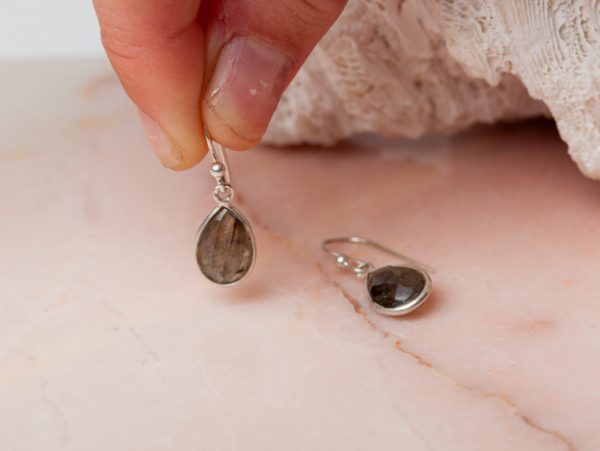 Oorbellen Earring Gemstone Aletta 925 sterling zilver Labradoriet Laura Design
