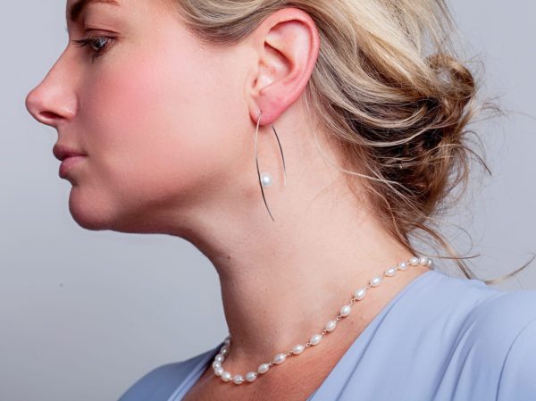 Ketting Necklace Pearl Elaina & Earring Pearl Emilia 925 sterling zilver en zoetwaterparel Laura Design