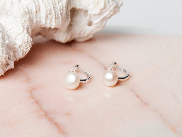 Oorbellen Earring Pearl Elina 925 sterling zilver zoetwaterparel Laura Design