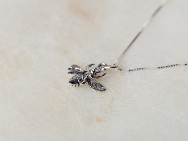 Ketting Necklace Bee 925 sterling zilver Laura Design