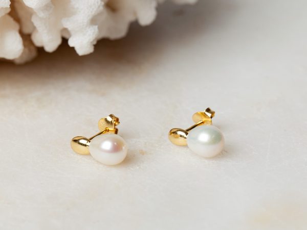 1e afbeelding Oorbellen Earstud Pearl Lenora 925 sterling zilver en 18K goud zoetwaterparel Laura Design