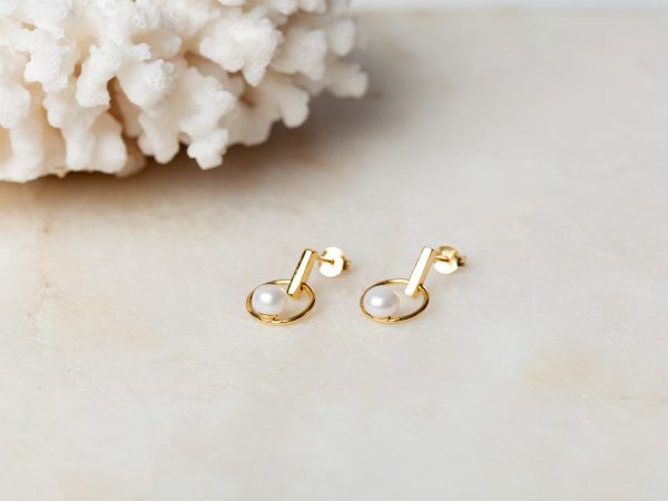 Oorbellen Hoop Earrings Pearl Day 925 sterling zilver en 18K goud zoetwaterparel Laura Design