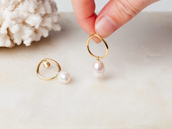 Oorbellen Hoop Earrings Pearl Aleyna 925 sterling zilver en 18K goud zoetwaterparel Laura Design