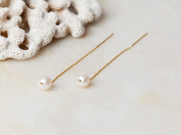 1e afbeelding Oorbellen Ear Threader Pearl Long 925 sterling zilver en 18K goud zoetwaterparel Laura Design