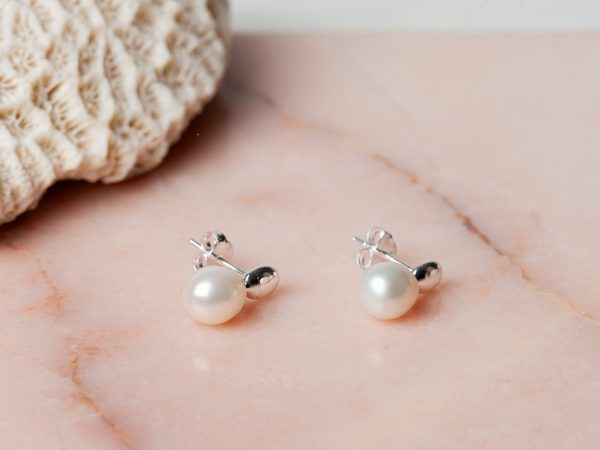 Oorbellen Earstud Pearl Lenora 925 sterling zilver zoetwaterparel Laura Design