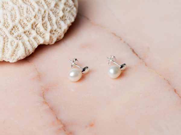 Oorbellen Earstud Pearl Lenora 925 sterling zilver zoetwaterparel Laura Design