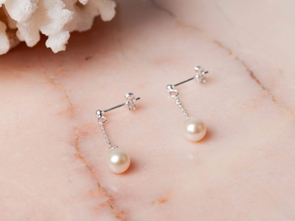 Oorbellen Earring Pearl Anais 925 sterling zilver zoetwaterparel Laura Design