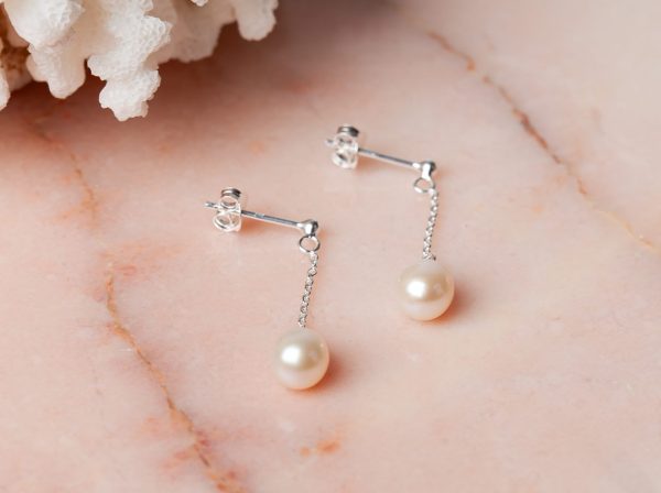 Oorbellen Earring Pearl Anais 925 sterling zilver zoetwaterparel Laura Design