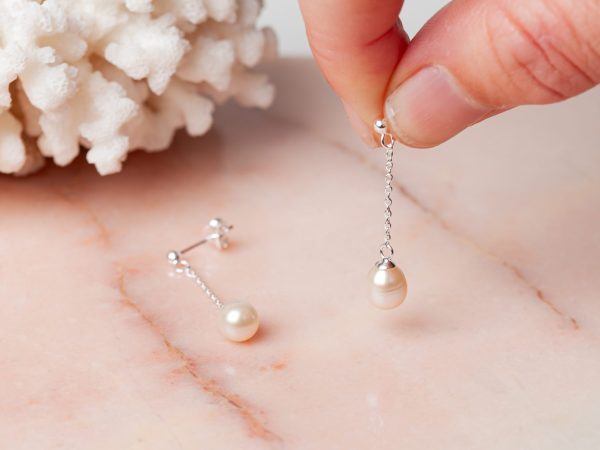 Oorbellen Earring Pearl Anais 925 sterling zilver zoetwaterparel Laura Design