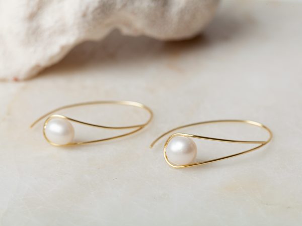 Oorbellen Hoop Earrings Pearl Aurora 925 sterling zilver en 18K goud zoetwaterparel Laura Design