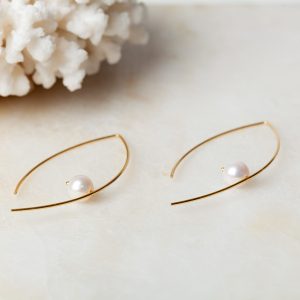 Oorbellen Earring Pearl Emilia 925 sterling zilver en 18K goud zoetwaterparel Laura Design