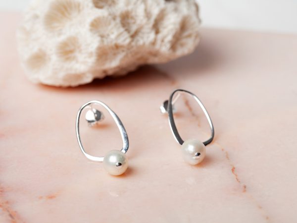 Oorbellen Hoop Earrings Pearl Arlette 925 sterling zilver zoetwaterparel Laura Design