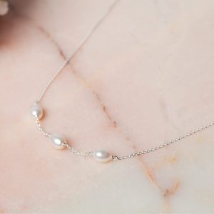 Ketting Necklace Pearl Eloise 925 sterling zilver zoetwaterparel Laura Design 1e