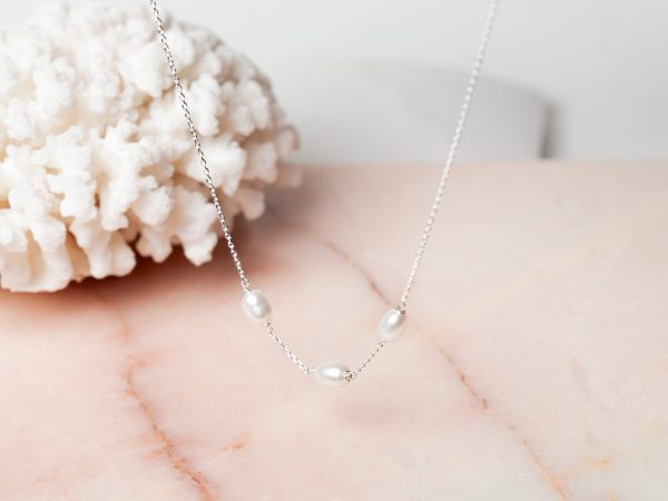 Ketting Necklace Pearl Eloise 925 sterling zilver zoetwaterparel Laura Design