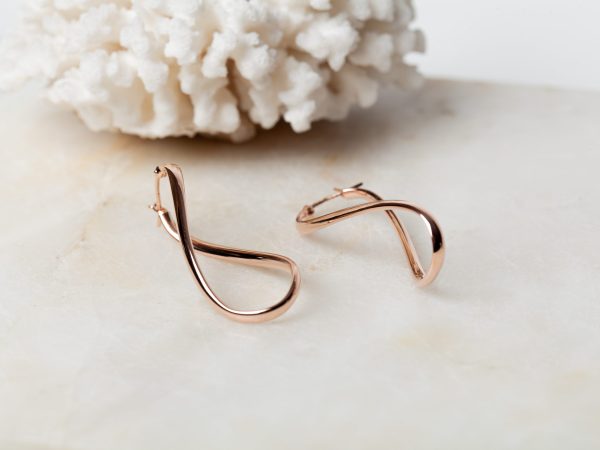 Oorbellen Hoop Earrings Twist Chic 925 sterling zilver en 18K roségoud Laura Design