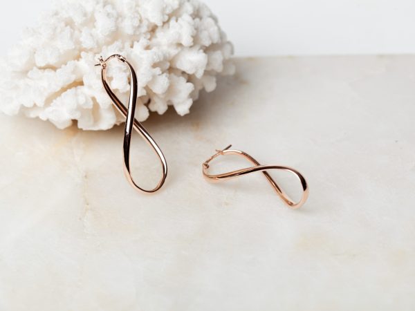 Oorbellen Hoop Earrings Twist Chic 925 sterling zilver en 18K roségoud Laura Design