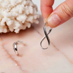 Spiraalvormige oorbellen met bajonetsluiting Hoop Earrings Twist Small 925 sterling zilver Laura Design