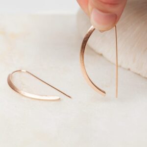 Moderne oorbellen Earring Ceylin 925 sterling zilver en 18K roségoud mat Laura Design