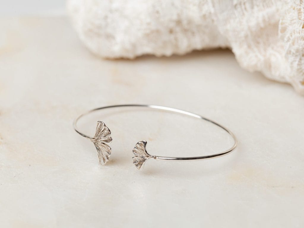 Ginkgo blad armband Bracelet Little Ginkgo Leaf 925 sterling zilver oxidized Laura Design
