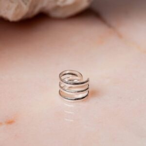 Oorbel zonder gaatje Ear Cuff Ruby 925 sterling zilver Laura Design