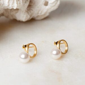 Parel oorbellen Earring Pearl Adeline 925 sterling zilver en 18K goud & zoetwaterparel mat Laura Design