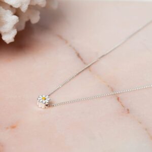Ketting Necklace Daisy 925 sterling zilver en wit geëmailleerd Laura Design